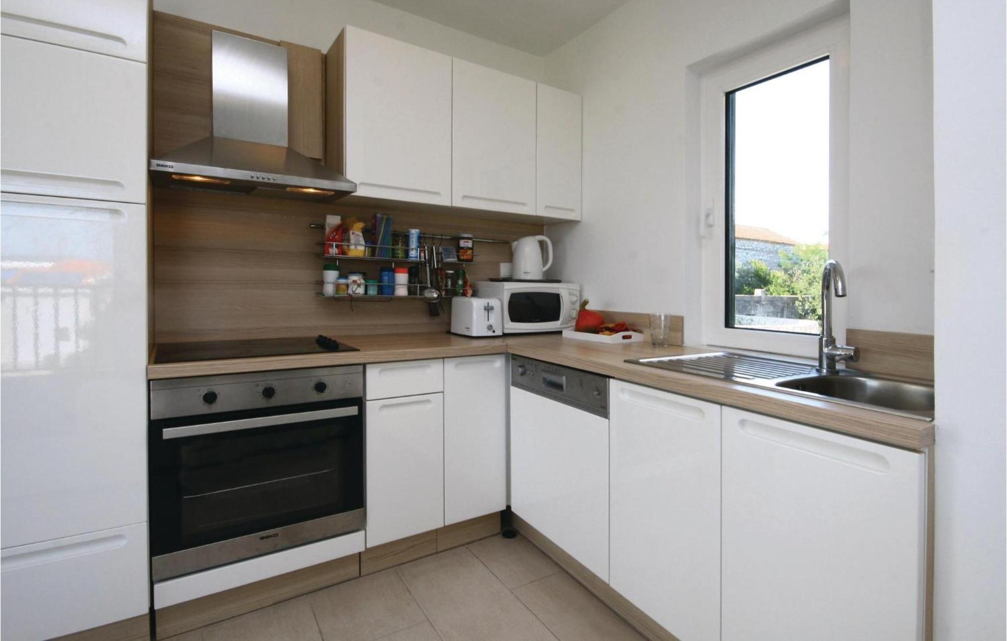 Stunning Home In Betina With Kitchen Exterior foto